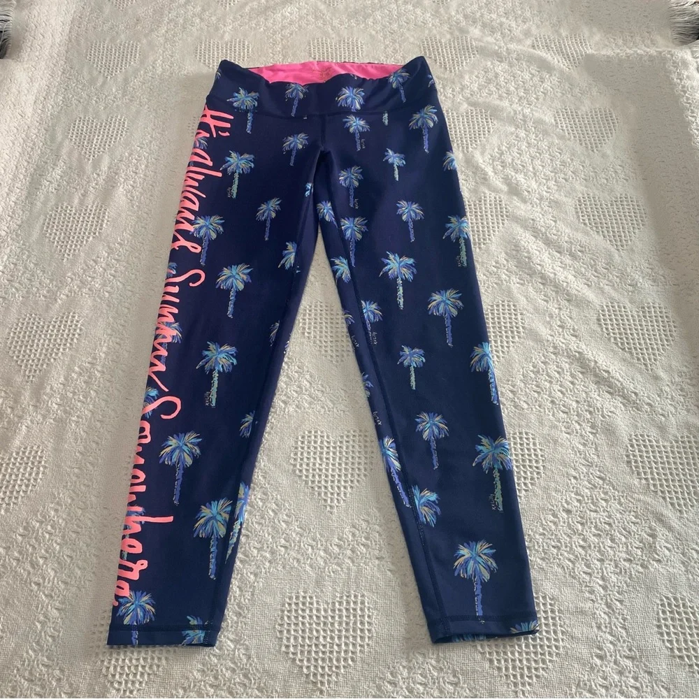 Lilly Pulitzer “It’s Always Sunny Somewhere” Workout Leggings (M)